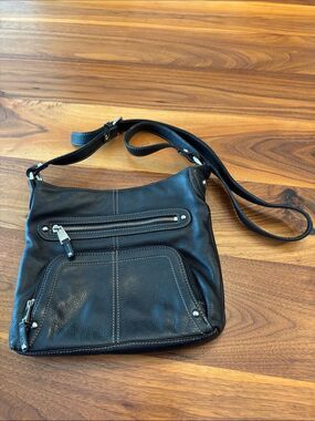 Tignanello Black Pebbled Leather Medium Shoulder Bag Purse
